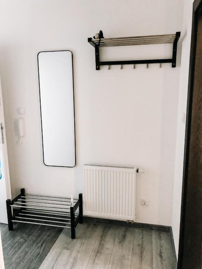 Ferienwohnung Bieszczadzkie Utulenie Ustrzyki Dolne Exterior foto