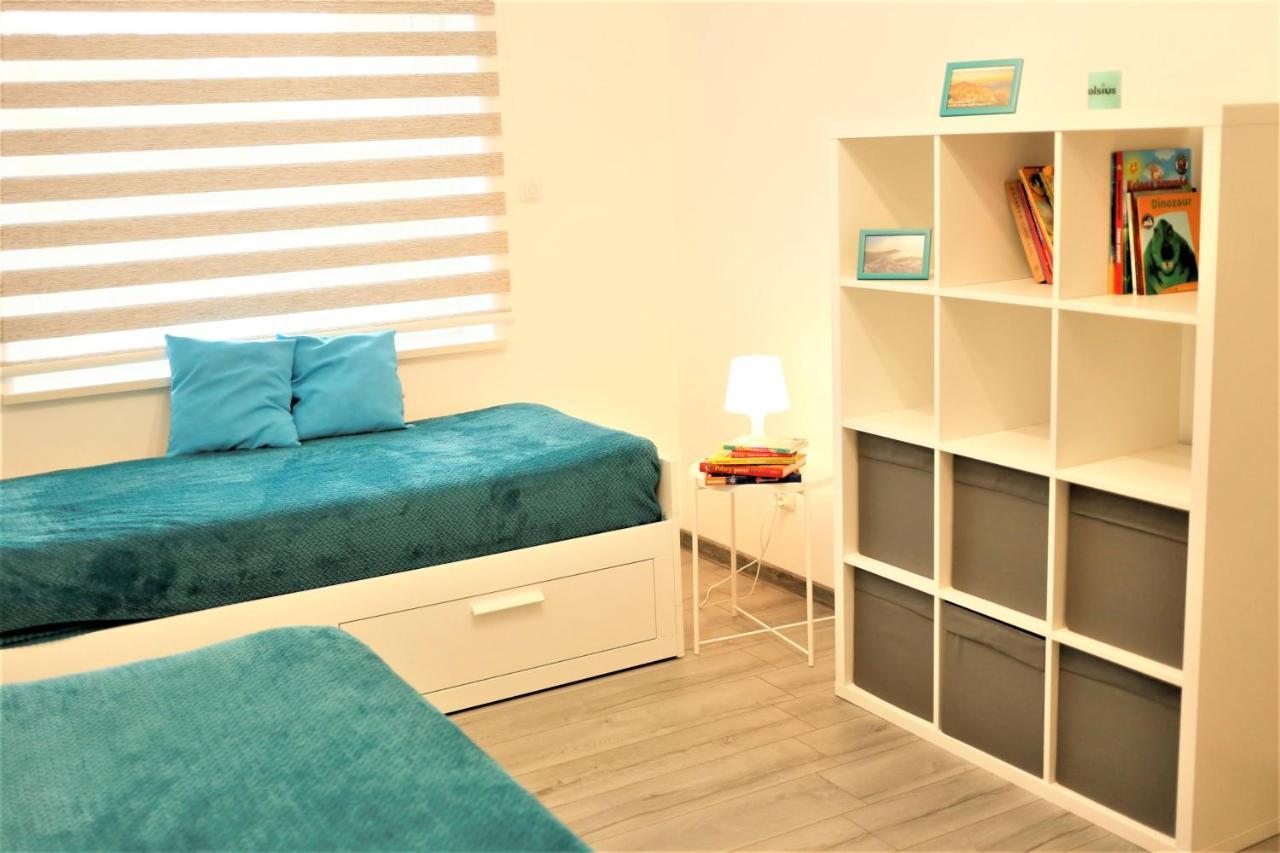 Ferienwohnung Bieszczadzkie Utulenie Ustrzyki Dolne Exterior foto