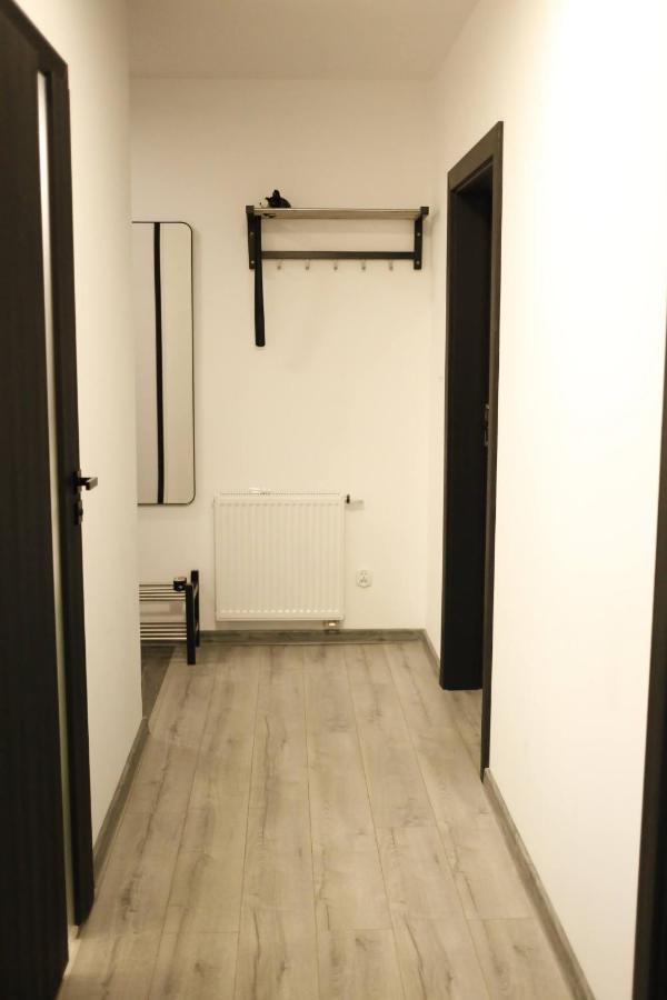 Ferienwohnung Bieszczadzkie Utulenie Ustrzyki Dolne Exterior foto